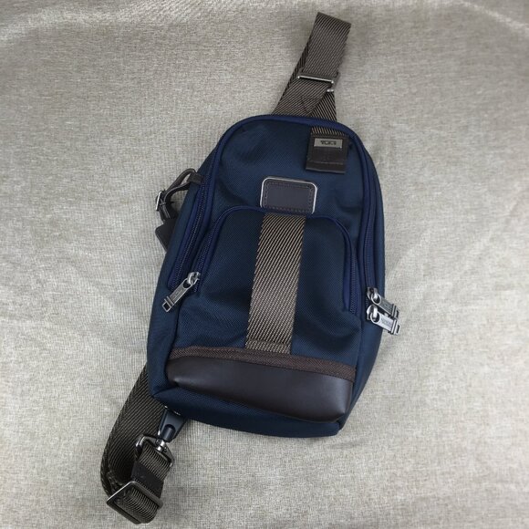 TUMI SLING BAG In blue - Picture 1 of 14